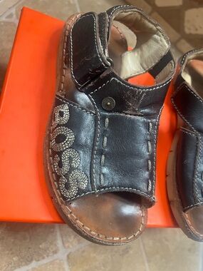 Boss Kids Black Leather Sandals with Contrast Stitching